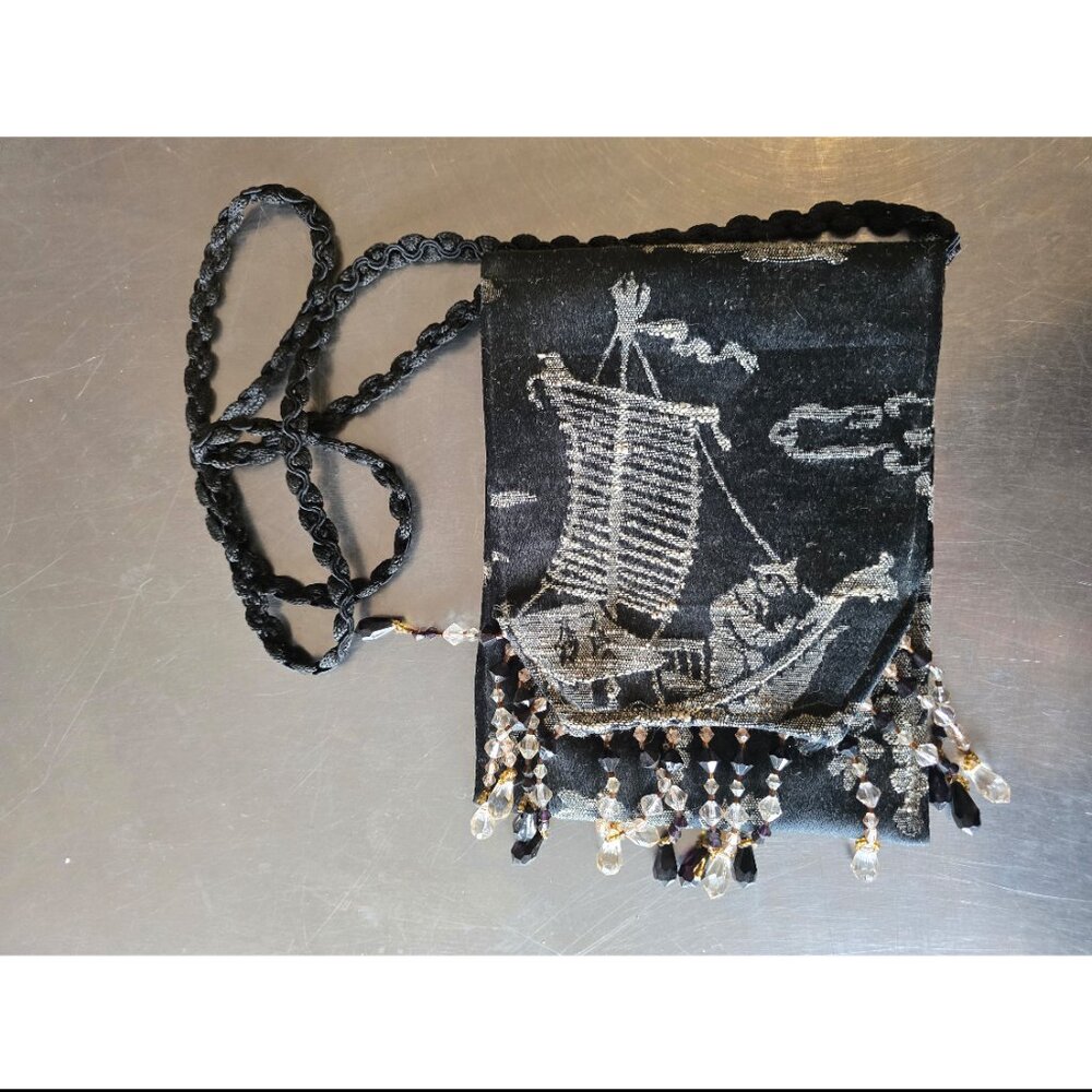 Poshe Pillow Cellphone Purse with Silk Interior